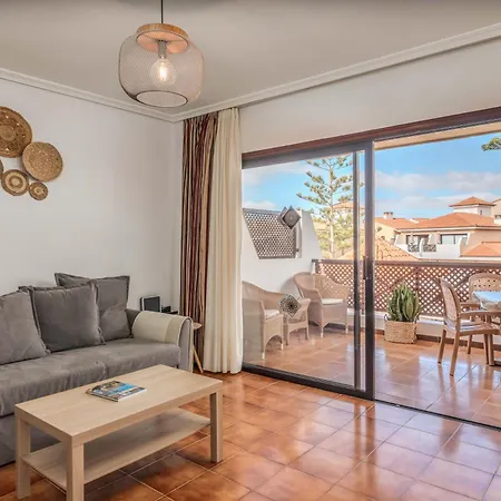 Appartement Cozy Heated Pool Terrace Airco Golf