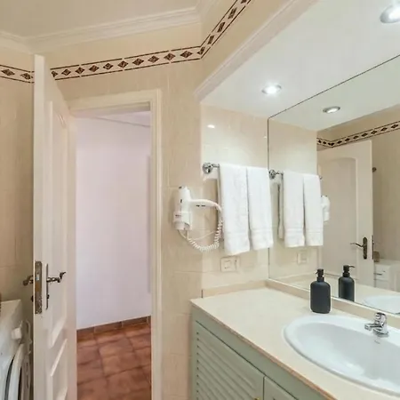 Appartement Cozy Heated Pool Terrace Airco Golf